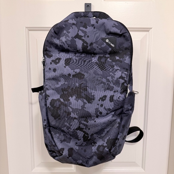 Pacsafe Vibe25 Anti-theft backpack - Picture 1 of 11